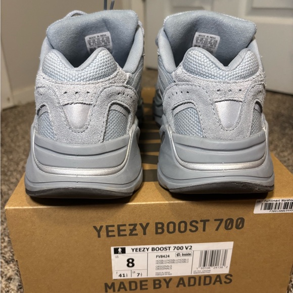 Adidas Yeezy boost 700 V2 ‘Hospital Blue’ Sz 8 men’s like New in box. - Picture 5 of 10